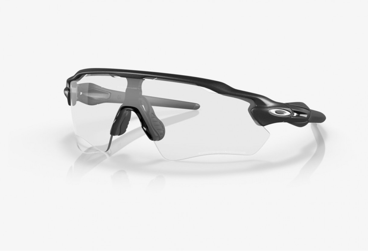 Γυαλιά ηλίου Oakley OO 9208 Radar EV Path Clear to Black Photochromic