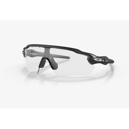 Sunglasses Oakley OO 9208 Radar EV Path Clear to Black Photochromic